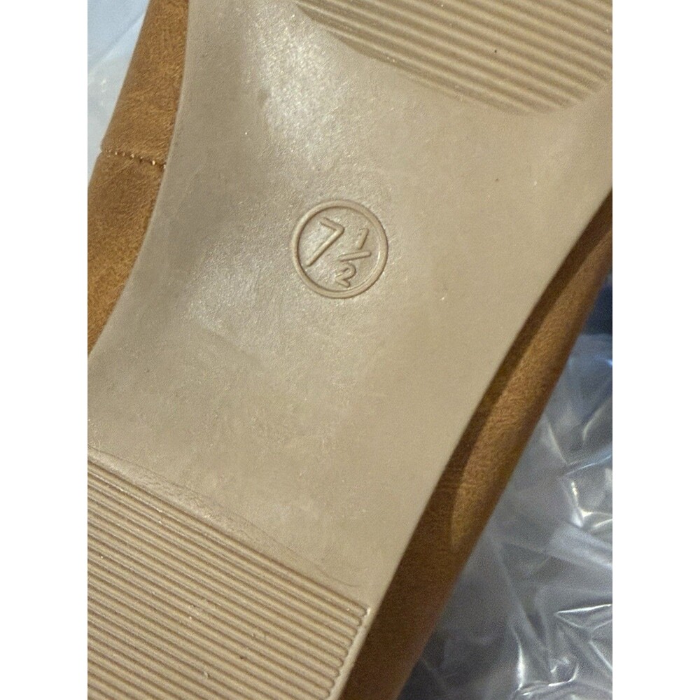 Women’s Midge Flats with Memory Foam Insole - Universal Thread Chestnut 7.5 - Picture 10 of 13